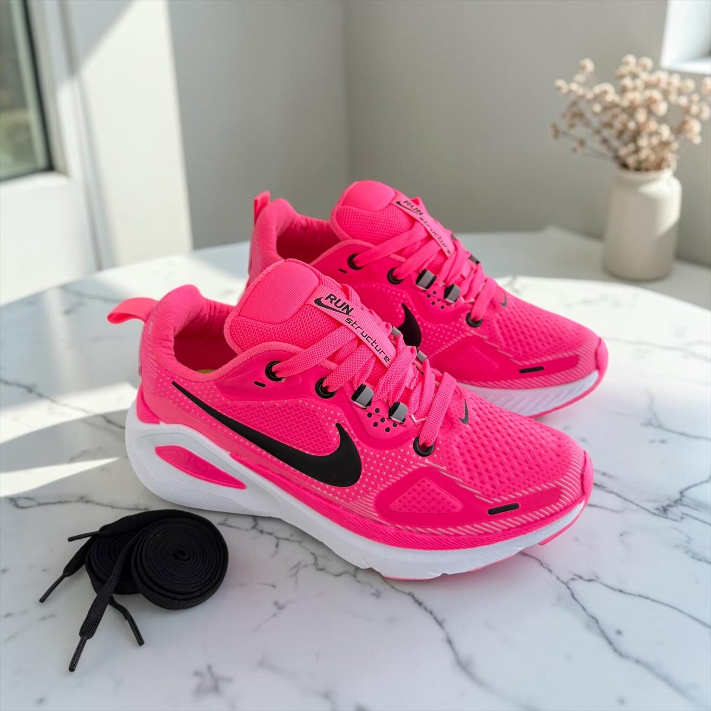 NIKE STRUCTURE